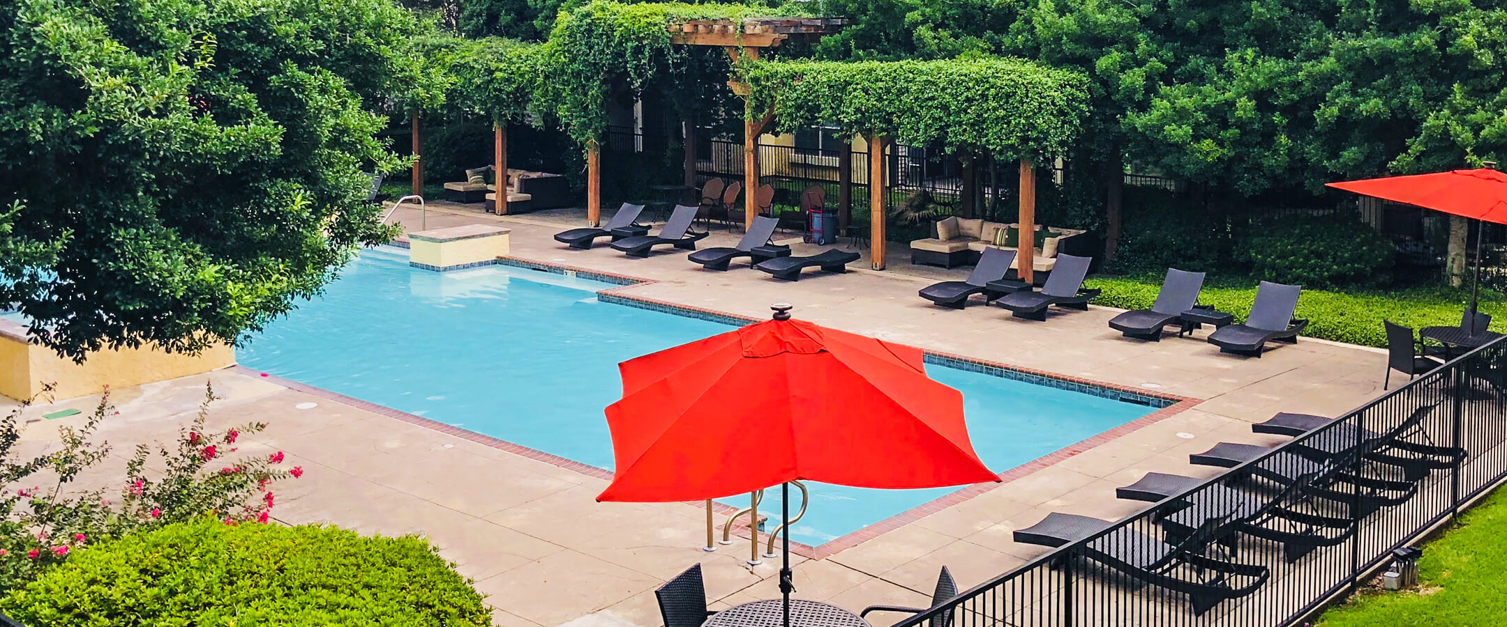 The Plantation at Lafayette & The Grove at Plantation Apartments in